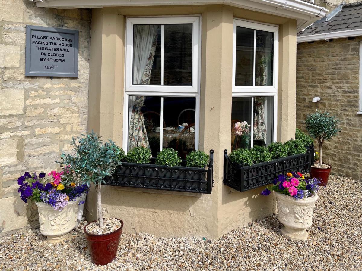 Apsley Villa Guest House. Cirencester Zewnętrze zdjęcie